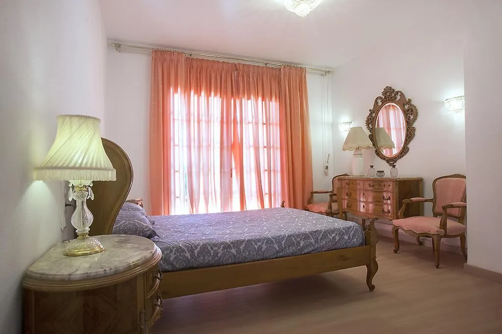 Holiday home Casa Anton - Villa Ideal Familias Y Grupos Grandes, Piscina Privada Alcanar Spain